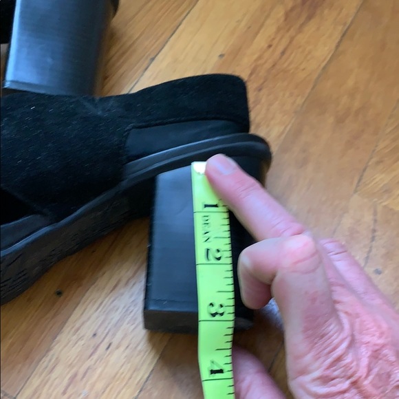 Kenneth Cole Reaction Sandals - Picture 7 of 8